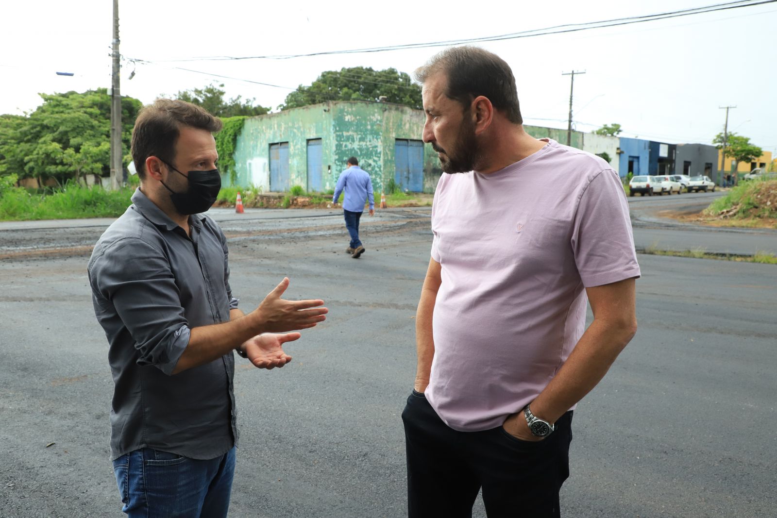 Prefeito esteve acompanhando a obra junto com o secretário da Semob